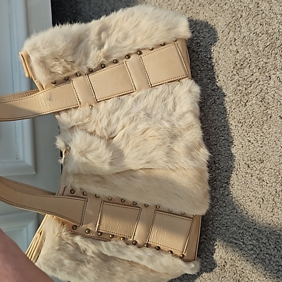 Rabbit purse  ivory,  in great condition.  Gently used .   16 " x 9 " - Picture 2 of 5